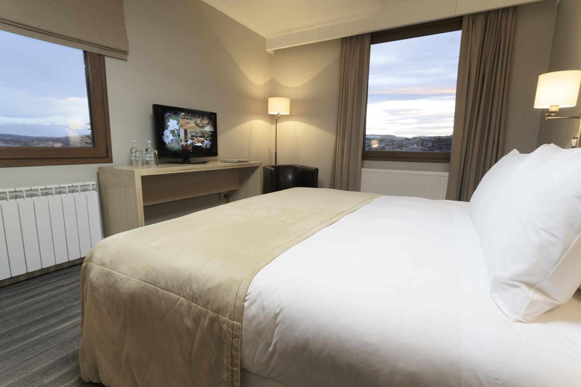 Hotel Cabo De Hornos Пунта-Аренас Экстерьер фото